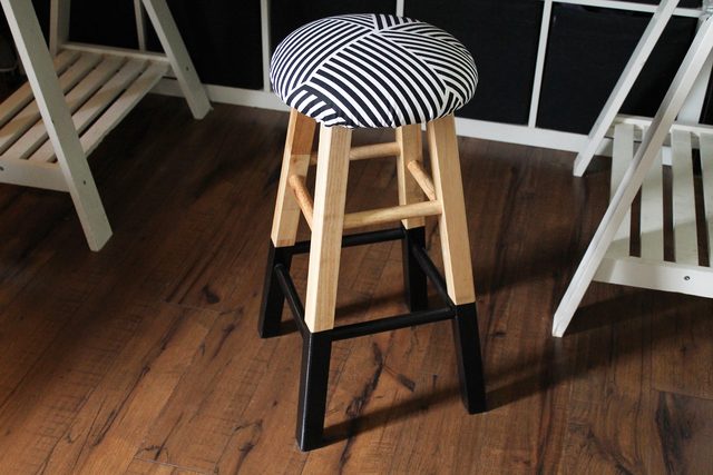 Awesome DIY Bar Stools