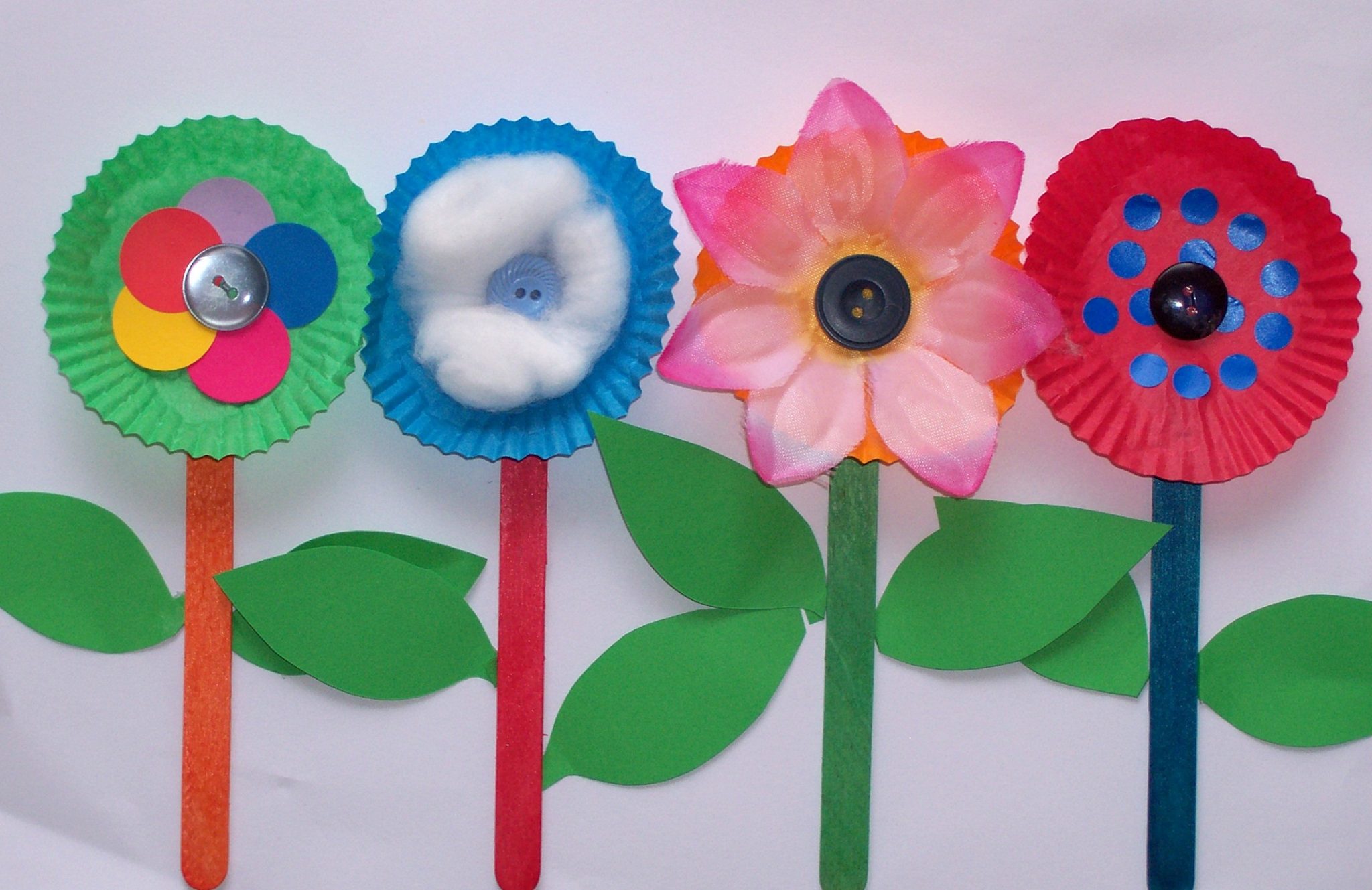 14 Cool And Fun Preschool Crafts