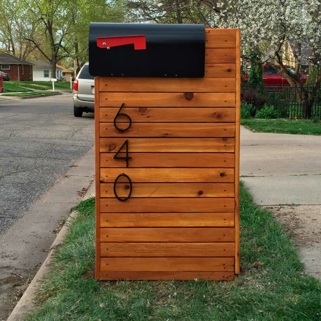 12 Cool DIY Mailboxes