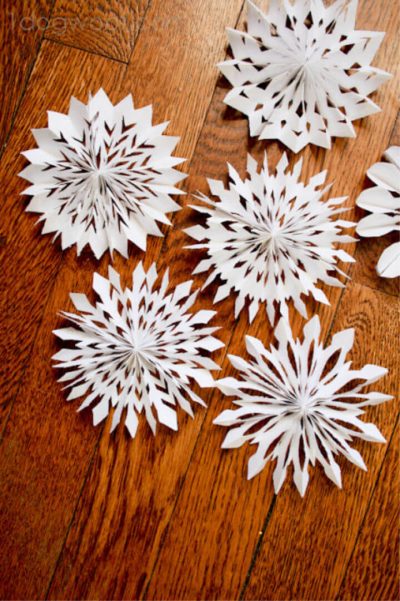 30 Easy Diy Paper Snowflake Patterns